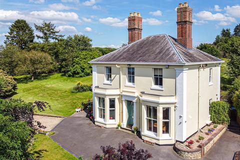 4 bedroom character property for sale, Springhill Lane, Lower Penn, Wolverhampton