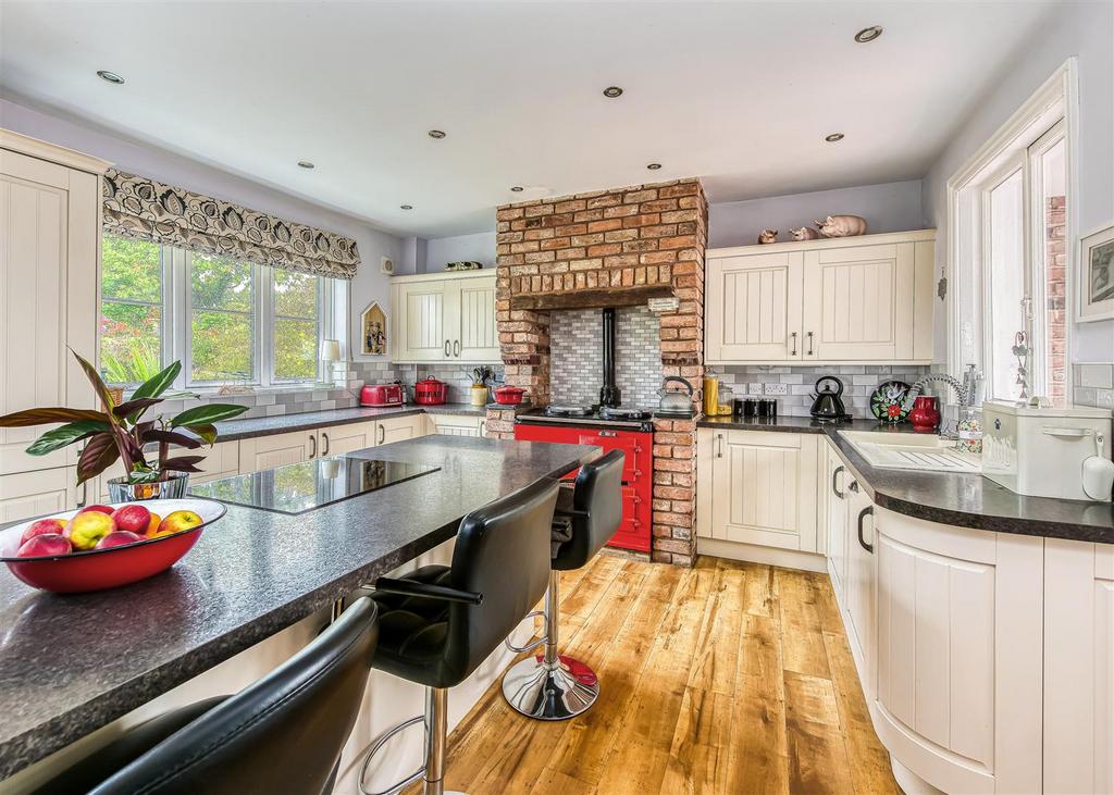 Charlton House-kitchen2.jpg