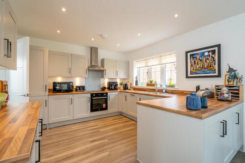 4 bedroom detached house for sale, Donovan Way, Paddock View, Yapton