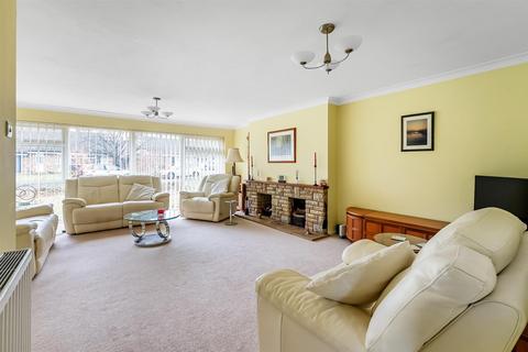 3 bedroom detached bungalow for sale, BUSHY ROAD, FETCHAM, KT22