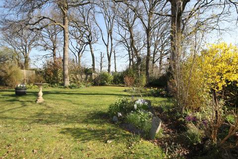 3 bedroom detached bungalow for sale, BUSHY ROAD, FETCHAM, KT22