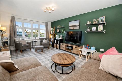 4 bedroom detached house for sale, Westminster Gardens, Wakefield, West Yorkshire