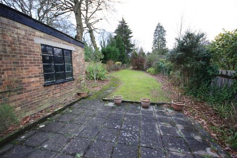4 bedroom semi-detached house for sale, Woodland Way, Petts Wood East, Kent