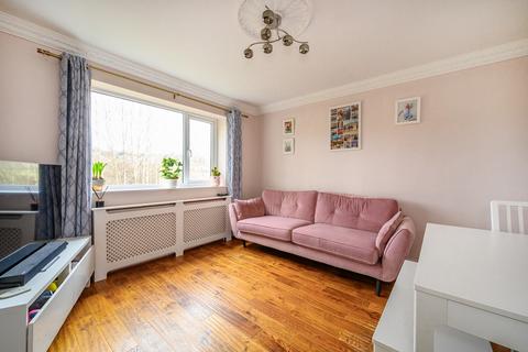 5 bedroom detached house for sale, Burns Court, Birstall, WF17