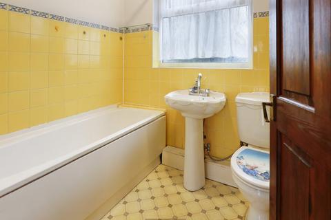 2 bedroom flat for sale, Peel Road, Harrow HA3