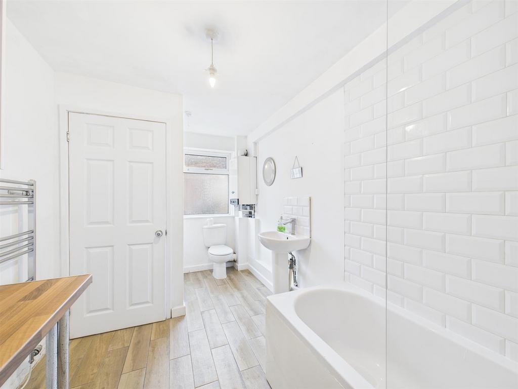 Bath 2.jpg