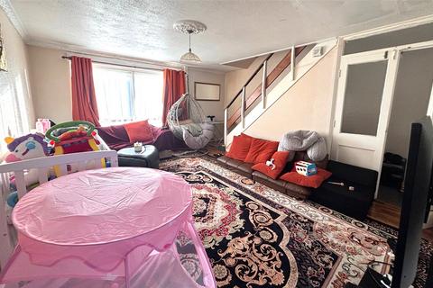 2 bedroom maisonette for sale, Shephards Close, Chadwell Heath RM6