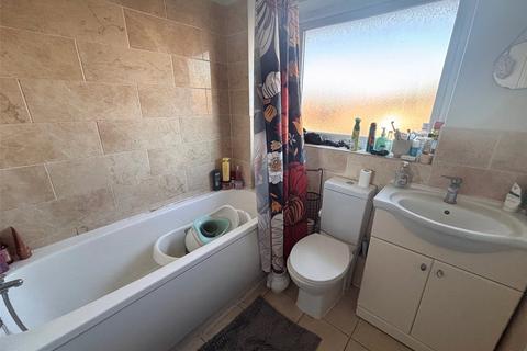 2 bedroom maisonette for sale, Shephards Close, Chadwell Heath RM6