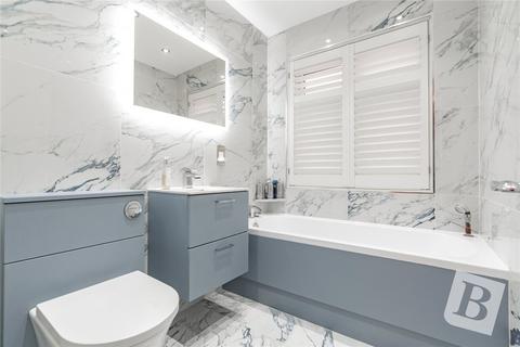 4 bedroom semi-detached house for sale, Albany Road, Hornchurch, RM12