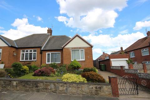 2 bedroom bungalow to rent, Arncliffe Avenue