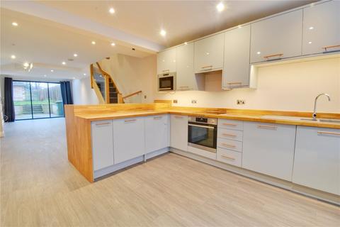 3 bedroom terraced house for sale, Grover Road, Hertfordshire WD19