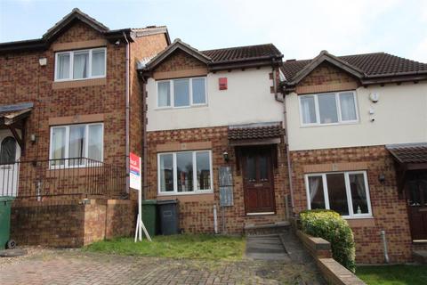 2 bedroom townhouse to rent, Phoenix Court, Soothill, Batley