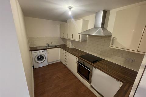 2 bedroom flat for sale, Holdenhurst Road, Bournemouth