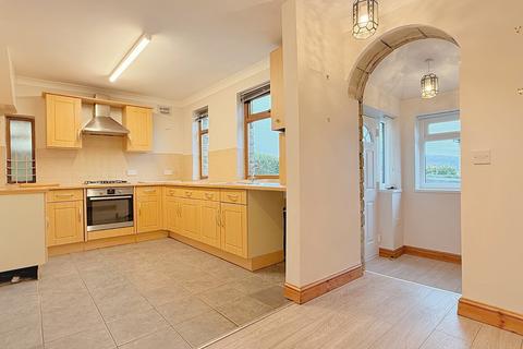 3 bedroom semi-detached house for sale, Leeds Road, Shipley, BD18