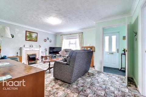 3 bedroom detached bungalow for sale, Swallow Close, HARWICH