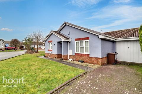 3 bedroom detached bungalow for sale, Swallow Close, HARWICH
