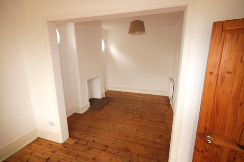 3 bedroom end of terrace house to rent, Brampton Road, London, E6