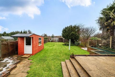 4 bedroom detached house for sale, Park Avenue, Old Basing RG24 7HT