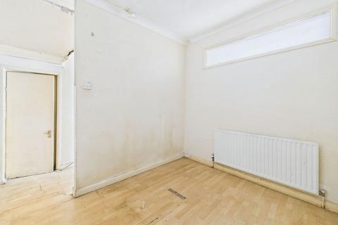 1 bedroom ground floor flat for sale, New Street, Worthing, BN11 3BT