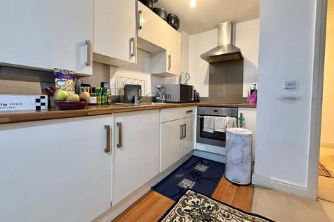 2 bedroom apartment to rent, Capstone Road, Bournemouth, Dorset, BH8