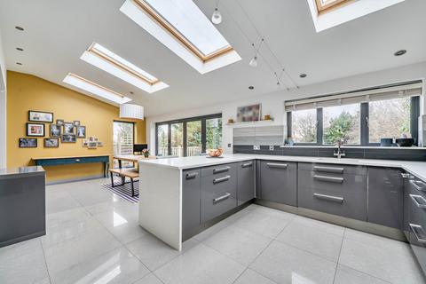 3 bedroom detached house for sale, The Horse Close, Reading RG4