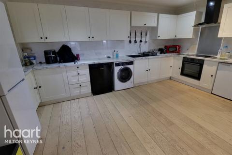 undefined, North Row, Central Milton Keynes