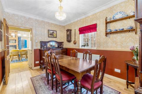 3 bedroom detached house for sale, Cold Harbour Lane, Carrington