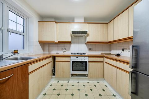 3 bedroom house to rent, Ann Moss Way, London, SE16