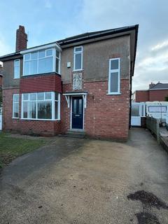 3 bedroom detached house to rent, Golden Smithies Lane, Swinton S64