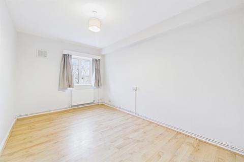 2 bedroom flat to rent, Caistor Road, Balham, London, SW12