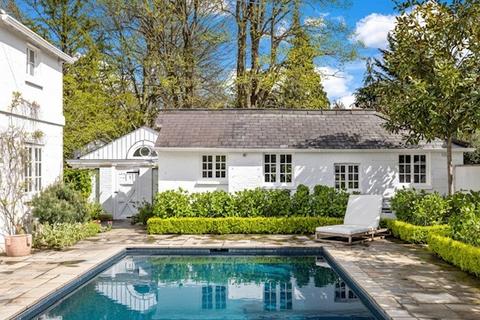7 bedroom property for sale, London Road, ascot