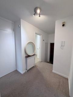 1 bedroom flat to rent, The Drive, Hove