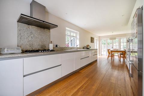 4 bedroom detached house for sale, Fulmer Common Road, Fulmer