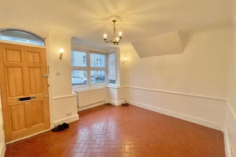 2 bedroom house to rent, Eleanor Road,