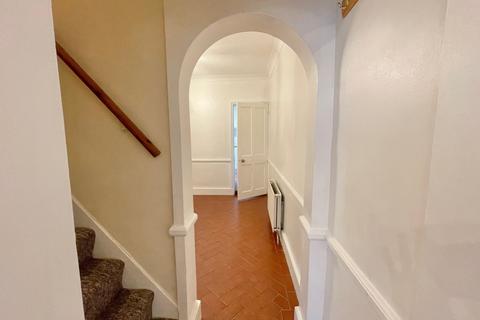 2 bedroom house to rent, Eleanor Road,