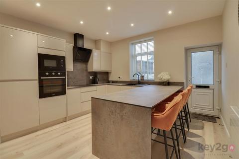 3 bedroom terraced house for sale, Halesworth Road, Sheffield, S13