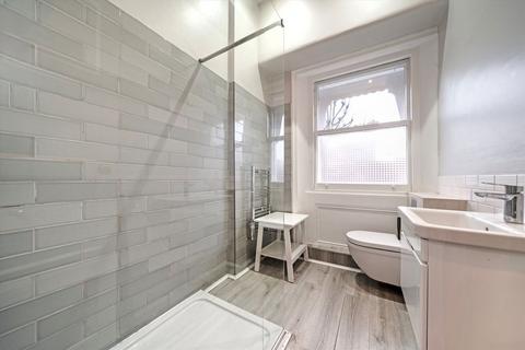 2 bedroom flat to rent, Harrington Gardens, London SW7