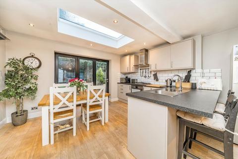 3 bedroom house for sale, Barnsbury Crescent, Surbiton KT5