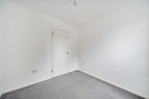 2 bedroom flat for sale, Laleham Road, Shepperton, TW17