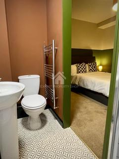 1 bedroom in a house share to rent, *AVAILABLE NOW*  Room 1,   En-suite Room , Commercial Avenue, Beeston