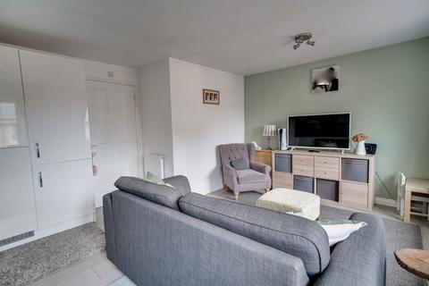 2 bedroom coach house for sale, Veritas Grove, Leighton Buzzard