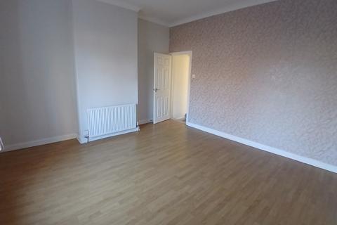 2 bedroom terraced house to rent, Cavendish Place, Blackburn BB2