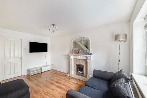 2 bedroom terraced house for sale, Charlestown Way, Hull HU9