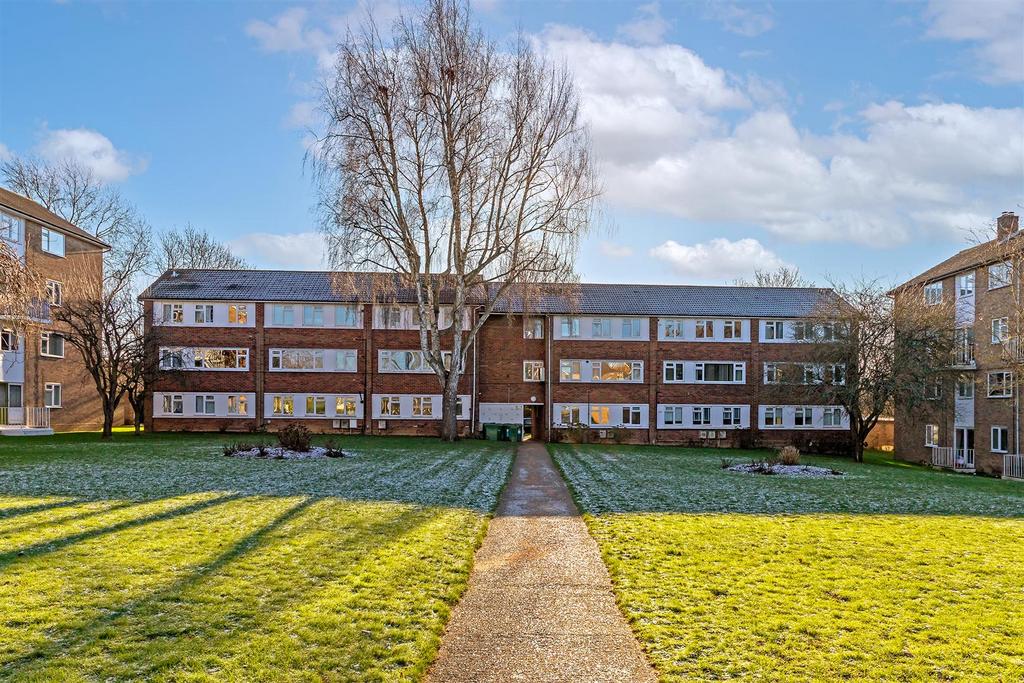 329 The Ridgeway-1.jpg