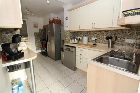 3 bedroom semi-detached house for sale, East Street, Littlehampton