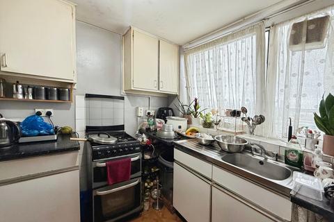 2 bedroom flat for sale, Snowshill Road, Manor Park, London