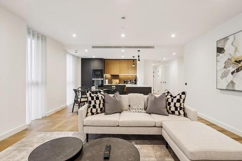 2 bedroom flat to rent, Merino Gardens, London, E1W