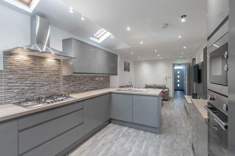 6 bedroom terraced house to rent, Dawlish Road, Birmingham B29