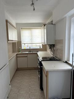 3 bedroom semi-detached house to rent, Edgemond Avenue, Erdington, B24