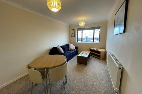 2 bedroom apartment to rent, Nelson Court, Hull, HU1 1XD